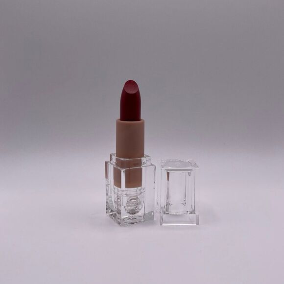 KKW Beauty Red Creme Lipstick - Cherry pop - Picture 1 of 11